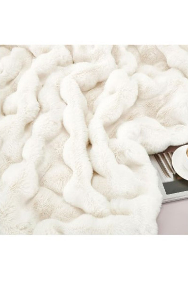 MONOGUE Ultra Soft Faux Fur Throw Blanket – Cozy Plush Fuzzy Blanket for Sofa, Couch & Bed - Image 3