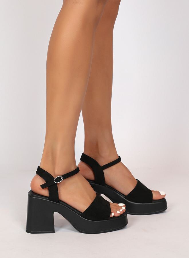 سنيك ايه بيك صنادل بكعب عريض بحزام للكاحل وإغلاق بإبزيم من ستايلي - Image 4