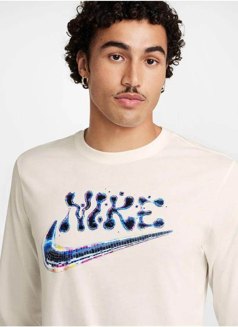 Nike Nsw Essential T-Shirt