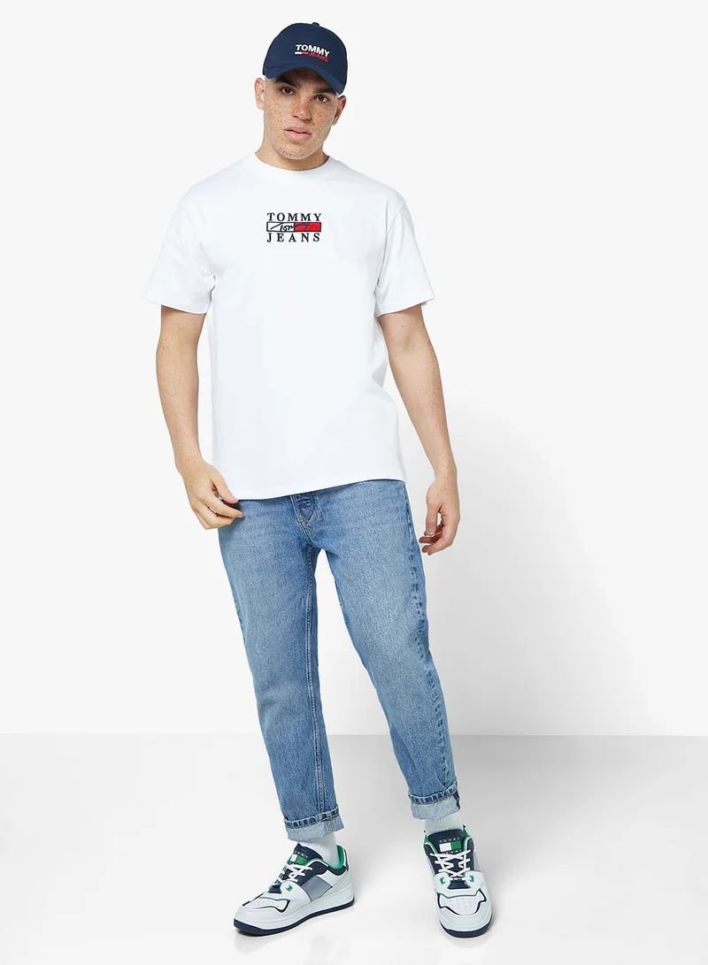 TOMMY JEANS Logo Crew T-Shirt