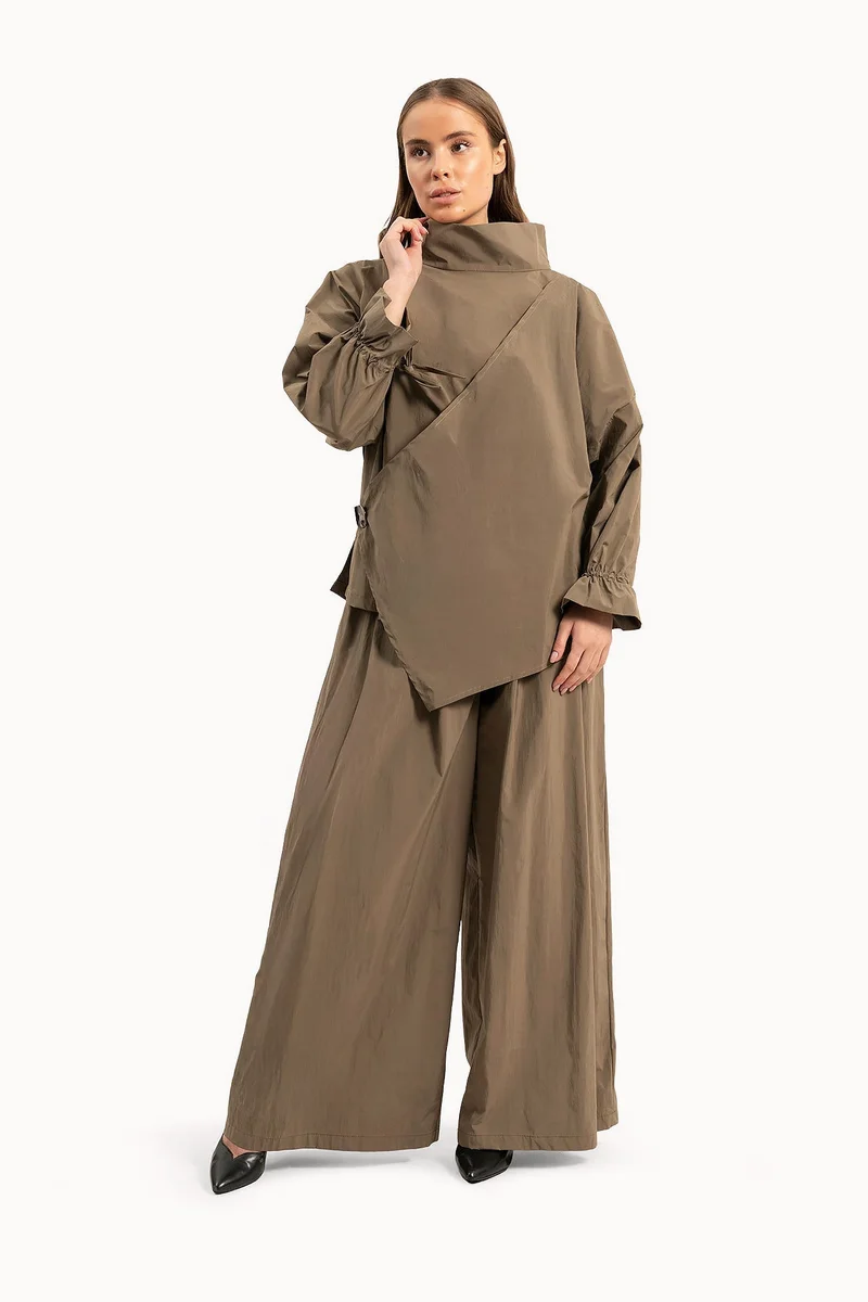 Wecre8 Women's Pleated Brown Trousers By WECRE8