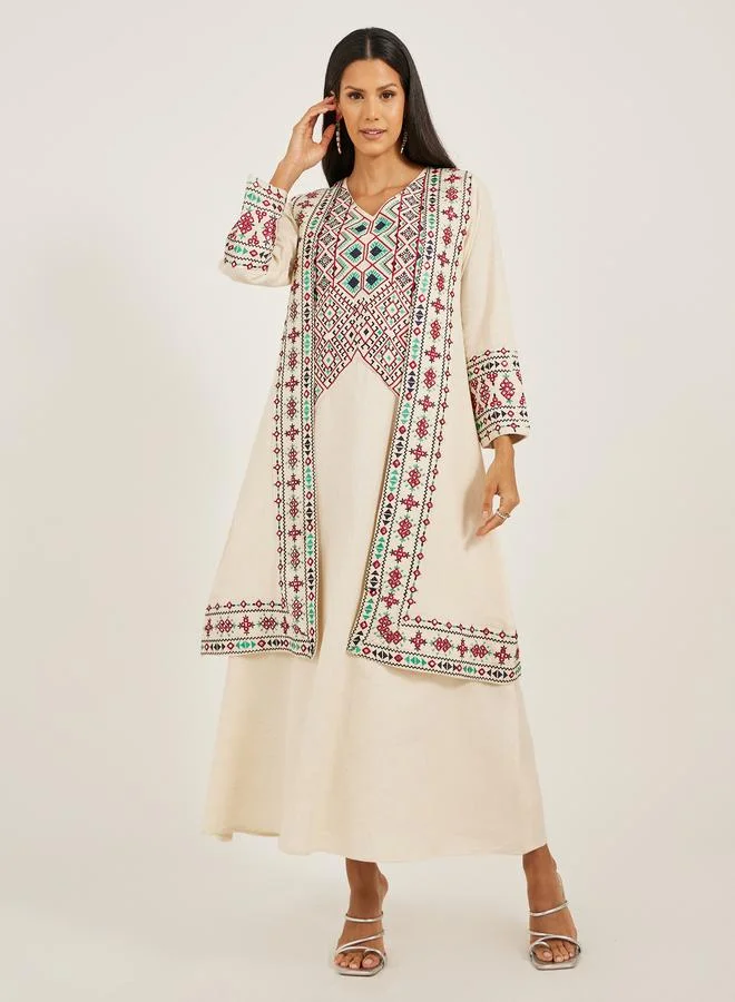 تايك تو كفتان مطرز بياقة على شكل حرف  بتصميم - من ستايلي