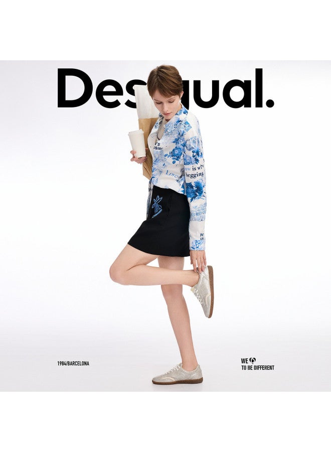 DESIGUAL قميص نسائي بأكمام طويلة مزين بطبعة زهور وقصة فضفاضة مع ياقة - Image 3