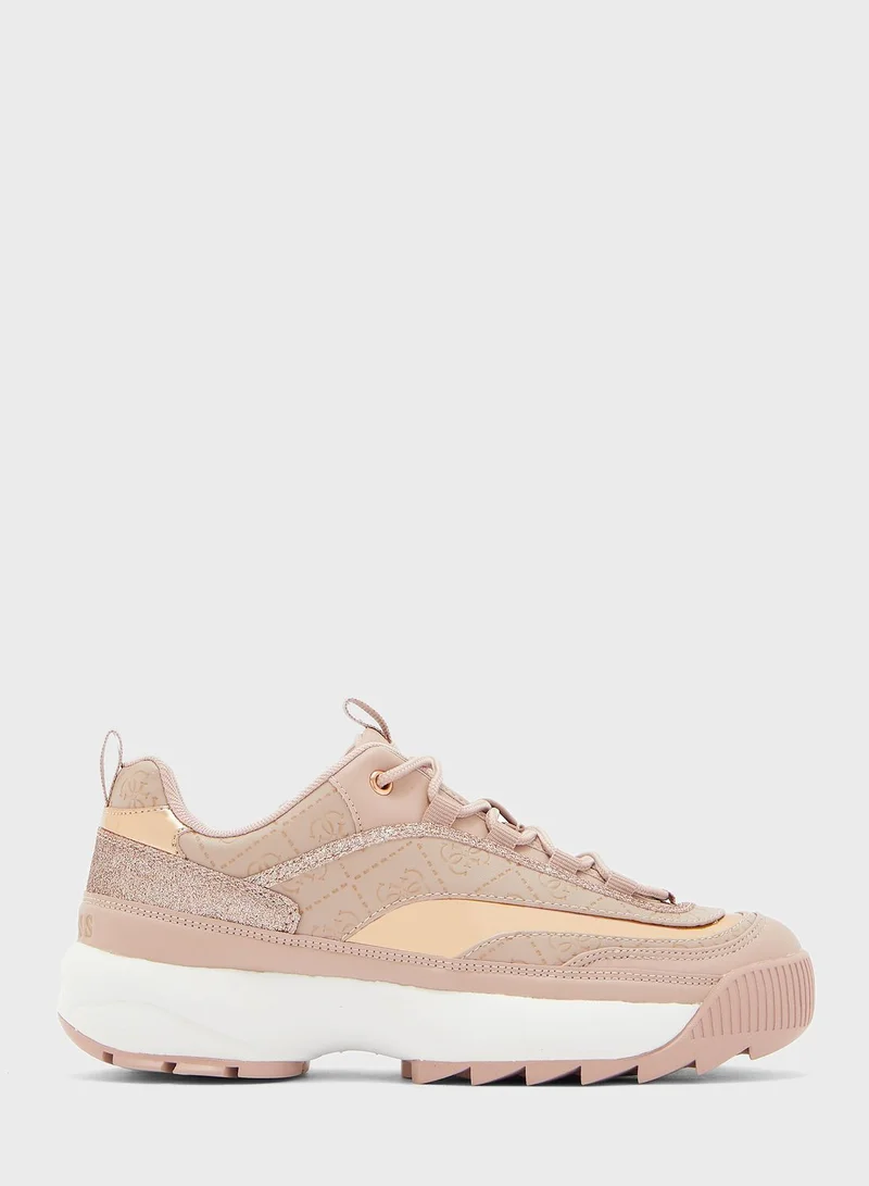 GUESS Kaysie Low Top Sneaker
