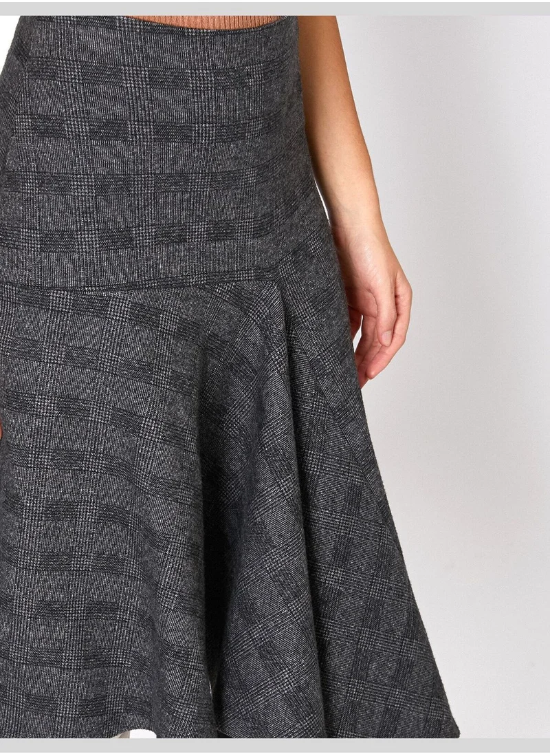 كوتون Medium Rise Frill Detailed Midi Skirt