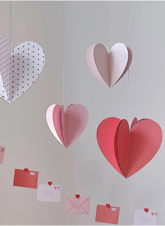 Ginger Ray Hearts Hanging Decorations Set Of 5 Paper