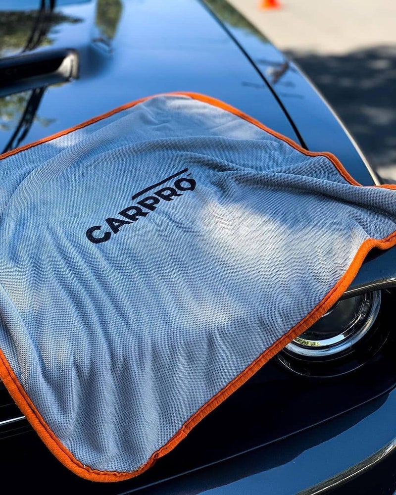 CARPRO DHydrate Drying Towel: Car Wash Towel for Spotless Shine, Microfiber Edge, Lint & Tag Free, Cleaning Cloth - 20" x 20" (Pack of 1) - Image 3