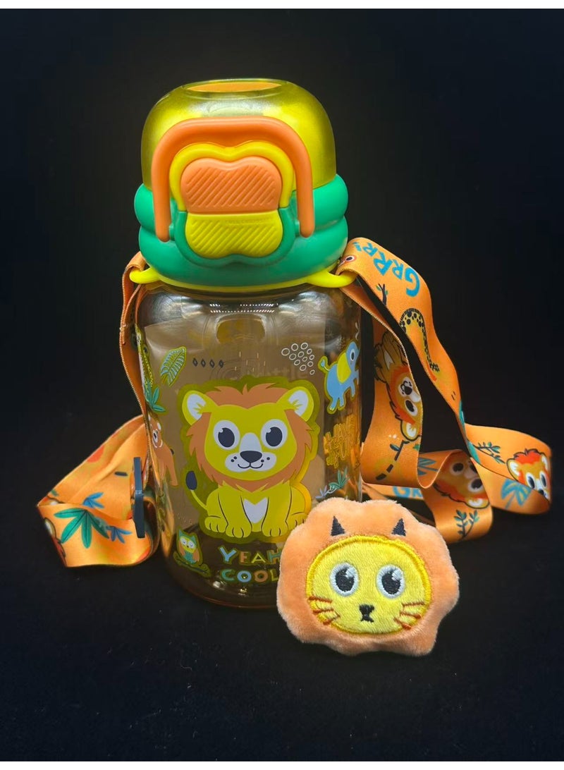 Five dream house 600ML Forest Lion King Kids Water Bottle For School, Sippy Cup with Straw, Dual Drink Design with Free Magnetic Plush Toy Brooch - Image 3