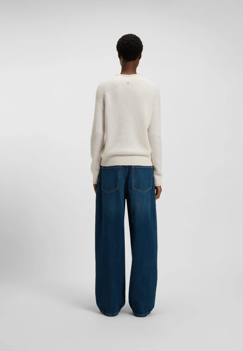 بوس Wool-blend sweater with rolled collar and cuffs