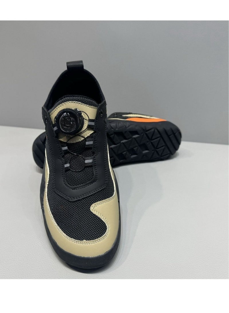 Men's New Breathable Mesh Casual Board Shoes - Image 1