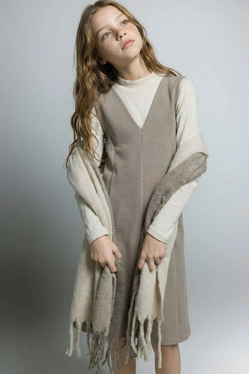 ديفاكتو Girl Long Sleeved 2 Piece Dress