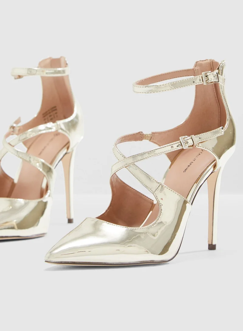 CALL IT SPRING Friedda Pump