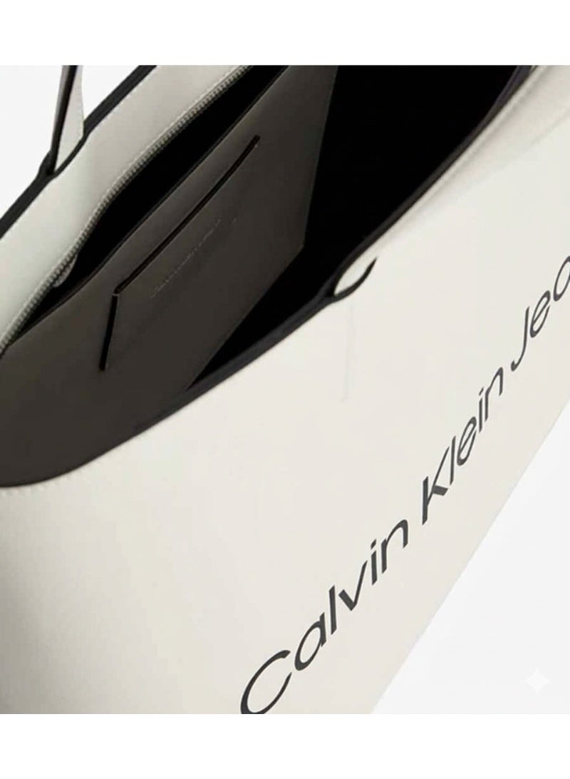 Calvin Klein Jeans Bag - Cream - Image 3