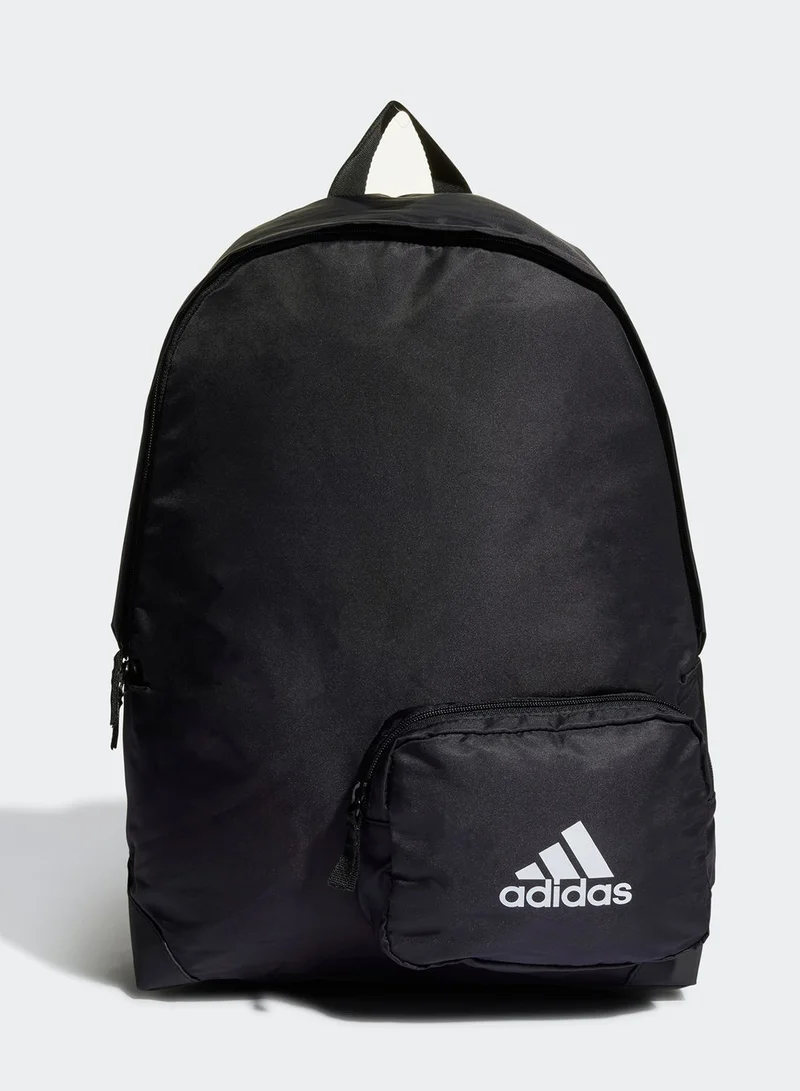 adidas شنطة ظهر بشعار الماركة