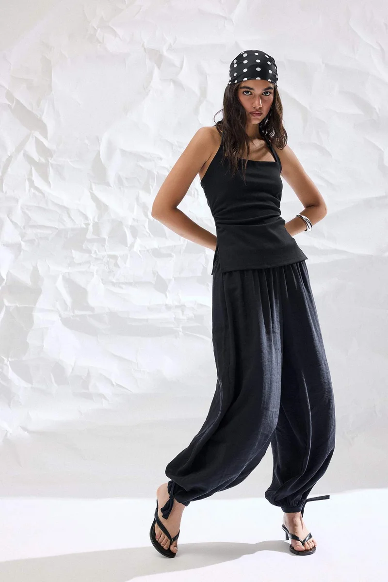 ديفاكتو Balloon Fit Regular Hem modal Trousers