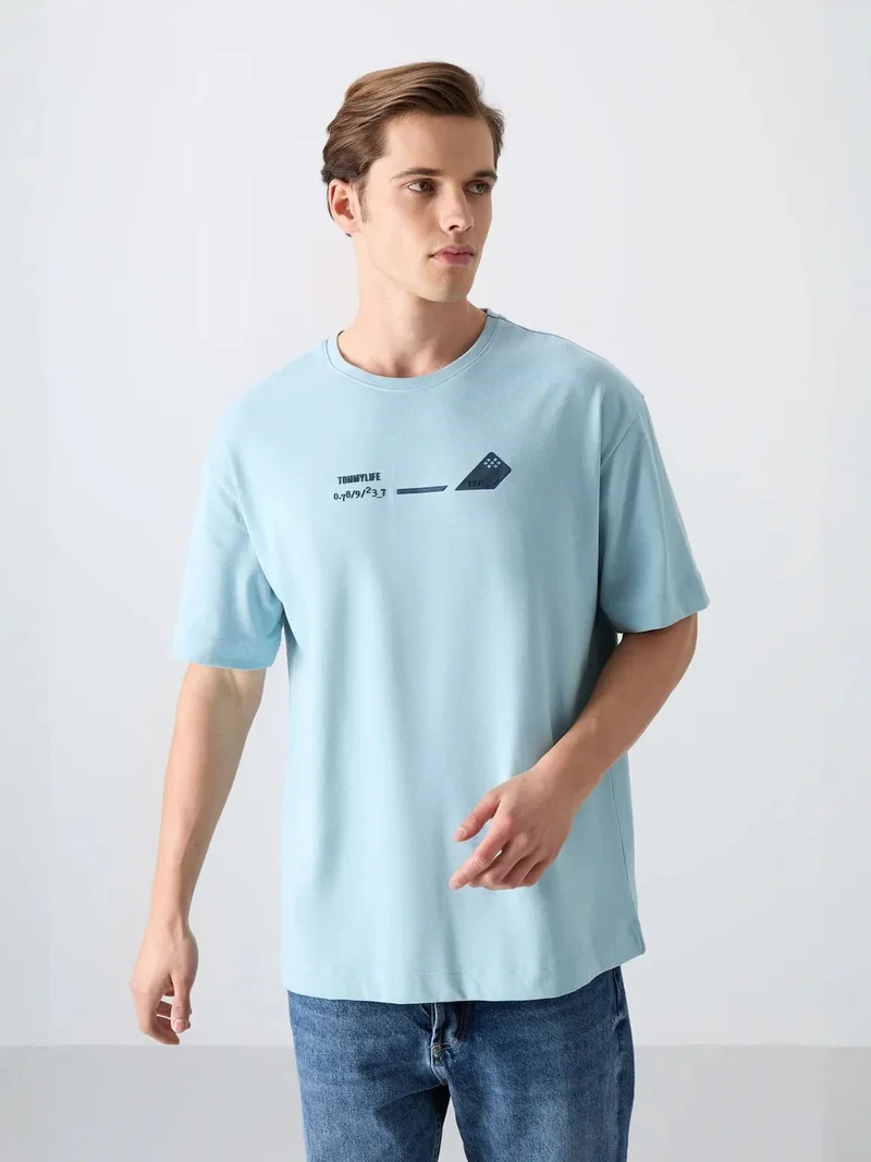 تومي لايف TOMMY Oversized Logo Crew Neck T-Shirt