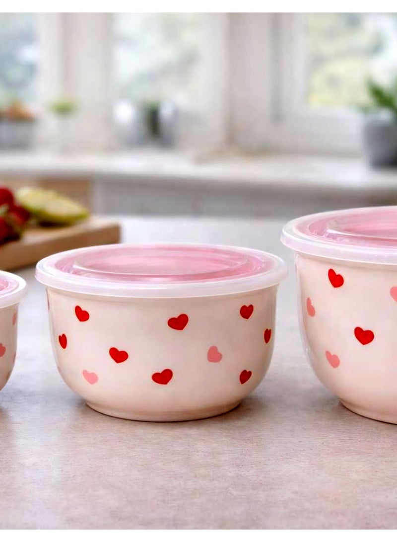 طقم علب تلاجة بورسلين بينك احجام صغيرة – تصميم قلوب بغطاء (٣ قطع) - Image 2