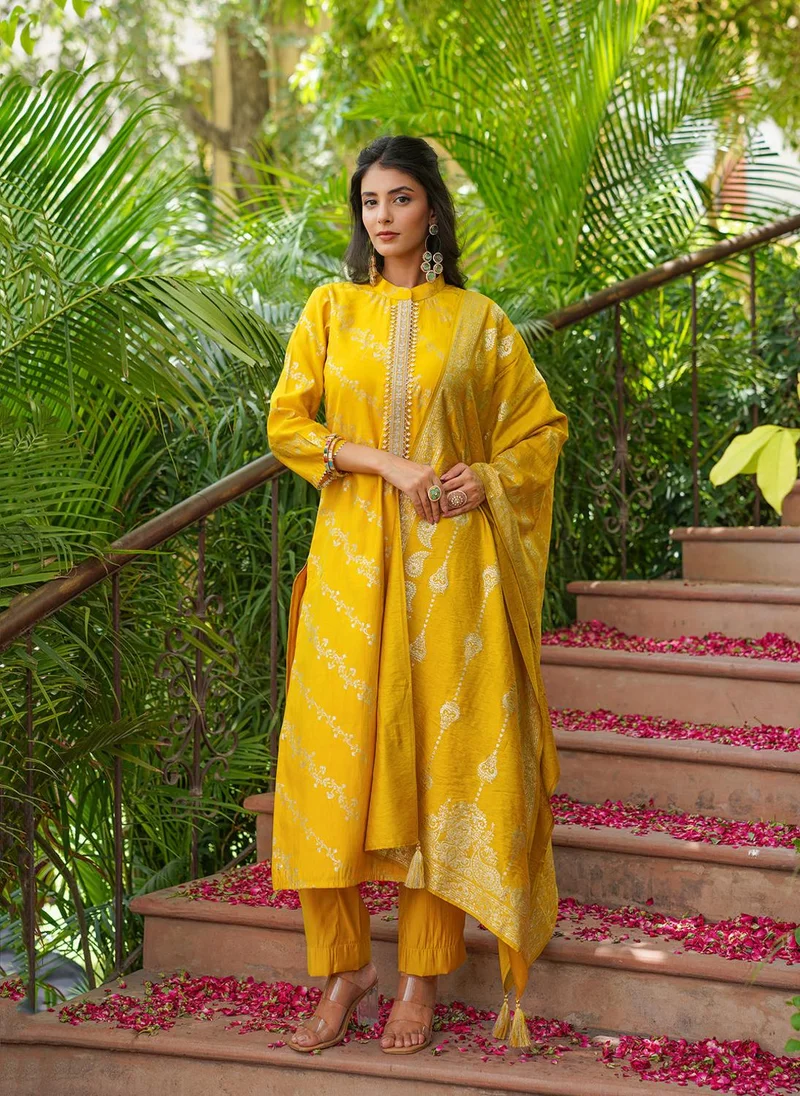 Yellow Silk Blend Floral Printed 3-Piece Kurta Set