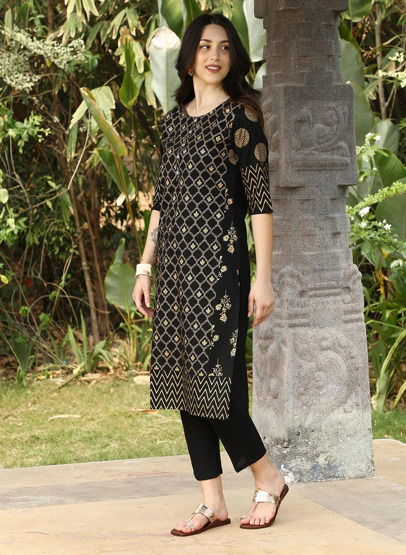 QISSA Women's Midnight Black Geometric Ethnic Print Kurta With Midnight Black Trousers Set
