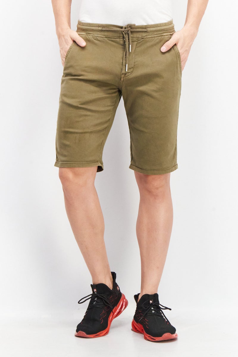 Celio شورتات أساسية بسيطة للرجال، زيتوني - Image 1