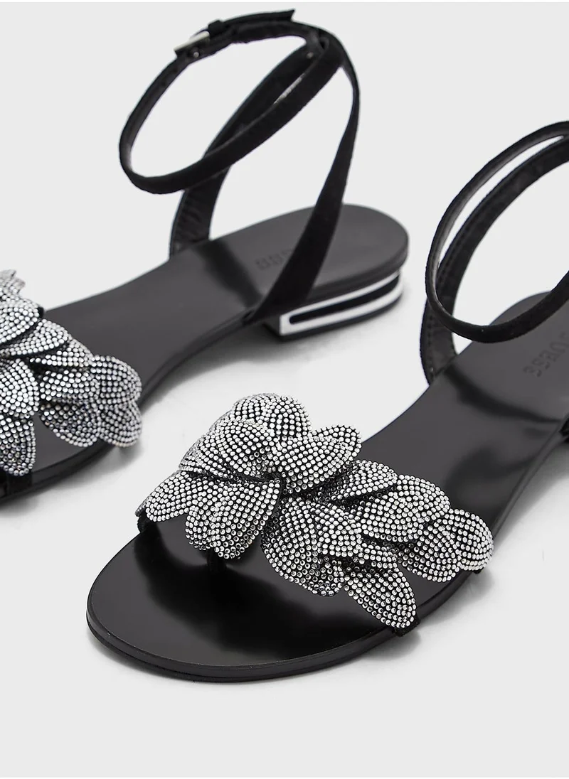 GUESS Camoscio Caira Flat Sandals