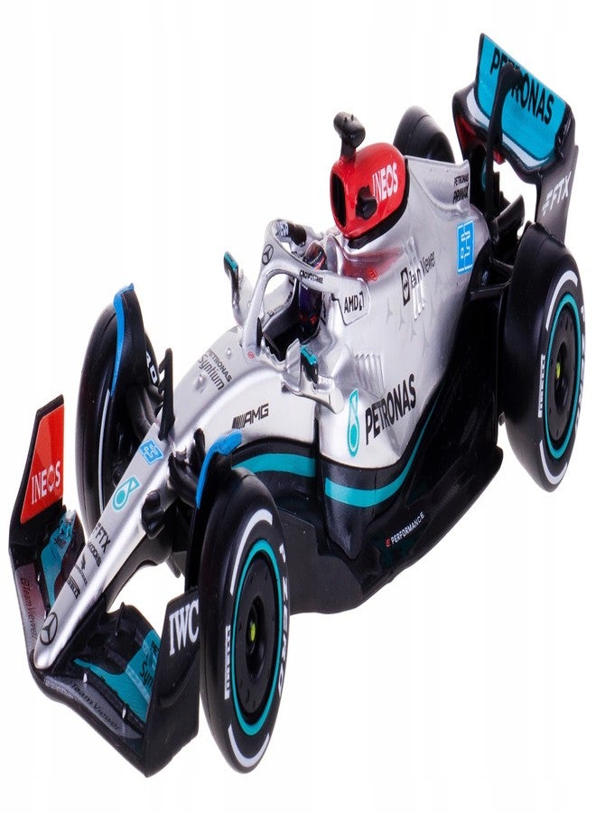 بوراجو سيارة AMG F1 W13 E Performance رقم 63، جورج راسل، بطولة العالم للفورمولا 1 (2022)، مع علبة عرض، نموذج مصغر بمقياس 1/43 من بوراجو 38066GR - Image 1