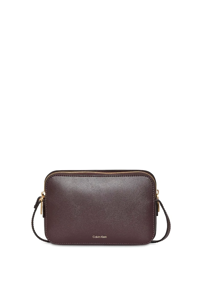 كالفن كلاين Logo Foil Elongated Camera Bag