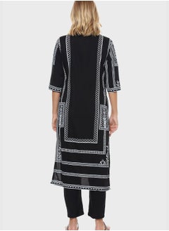 انستافاب طقم كورتي مطبع وبنطال  - Image 3