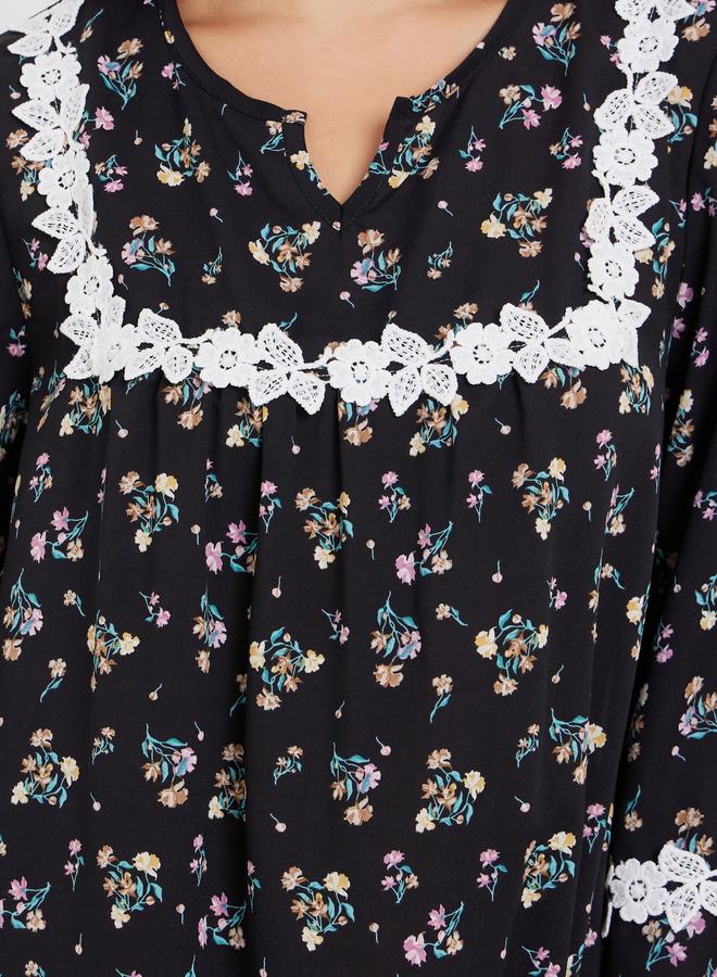 ستايلي قميص نوم بأكمام واسعة وتفاصيل دانتيل - Image 3