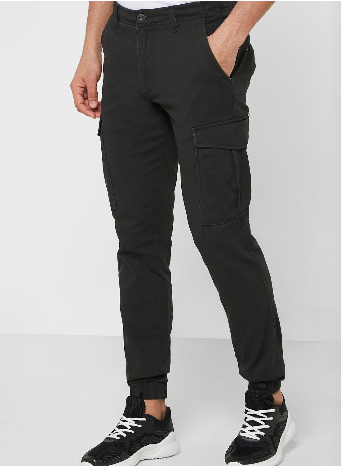 Buy Jack Jones Black Essential Cargo Pants for Men in Bahrain