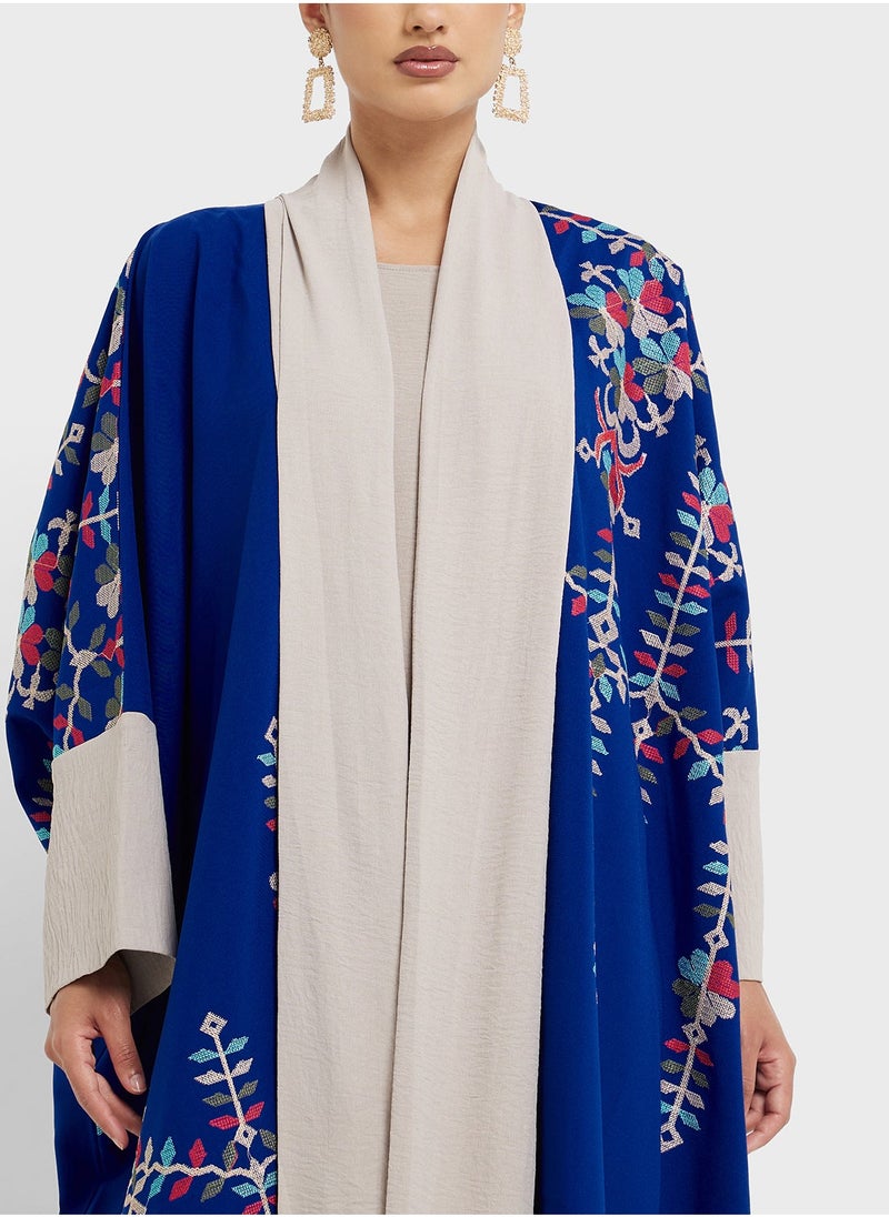 hayas closet Printed Flared Sleeve Abaya  - Image 4
