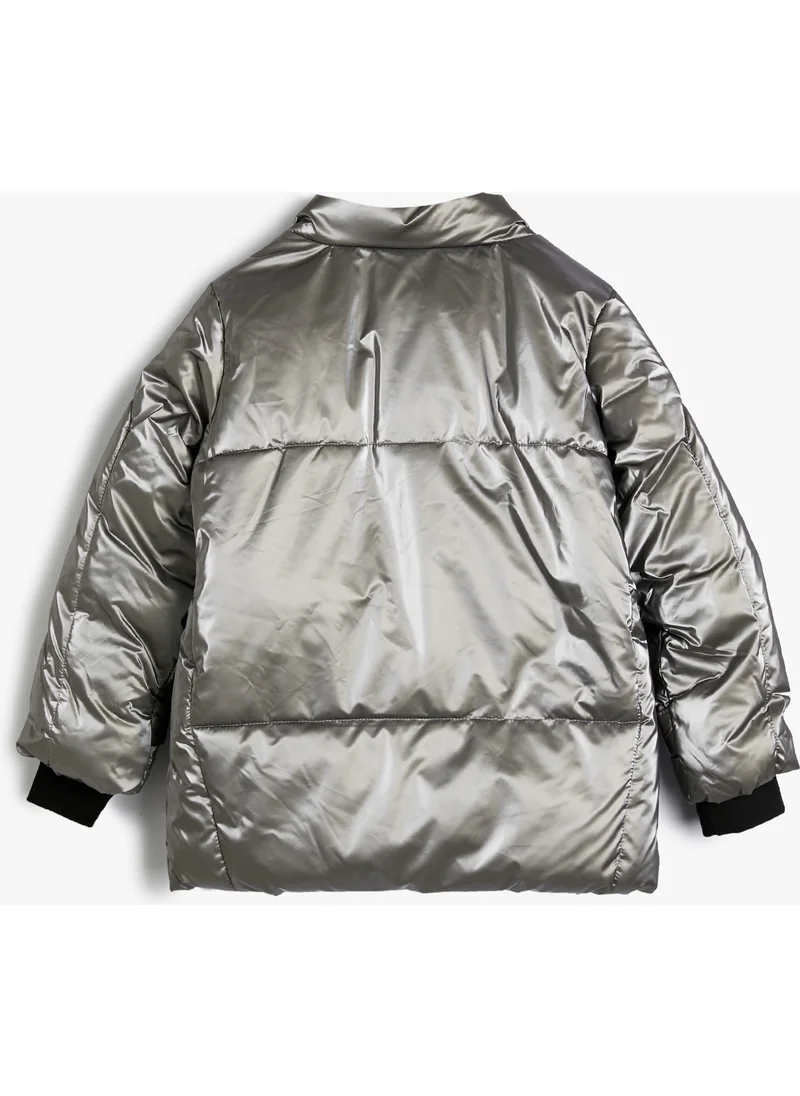 كوتون Puffer Jacket Stand-up Collar Zipper and Pocket Detail