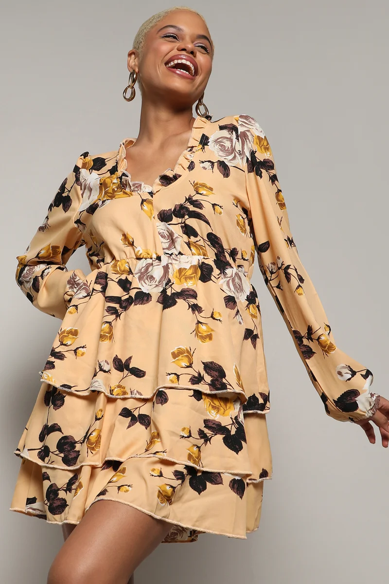 كامبوس سوترا فستان قصير مكشكش بنقشة الزهور