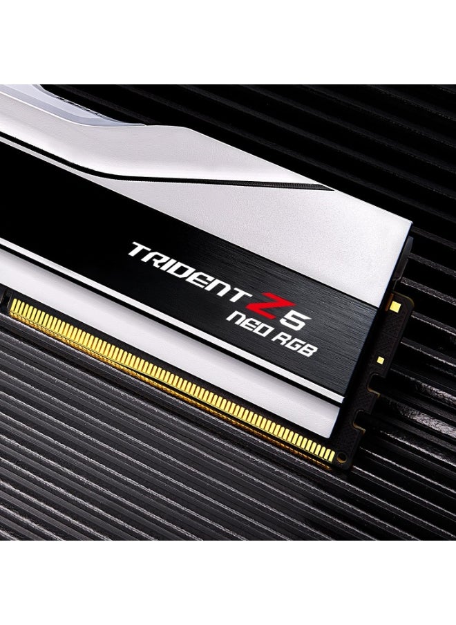 ذاكرة G.SKILL Trident Z5 Neo RGB DDR5، سعة 32GB (2x16GB)، بسرعة 8000MT/s، CL38، دعم AMD EXPO، ثنائية القناة، جهد 1.45V، تصميم أبيض مع إضاءة RGB – F5-8000J3848H16GX2-TZ5NRW