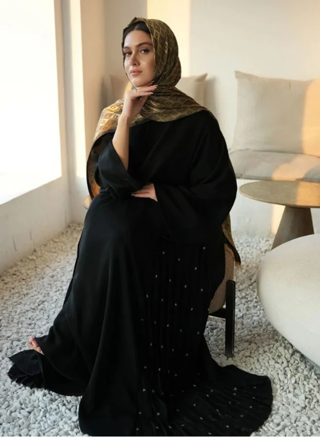 Wear Mumtaz Fatima Abaya