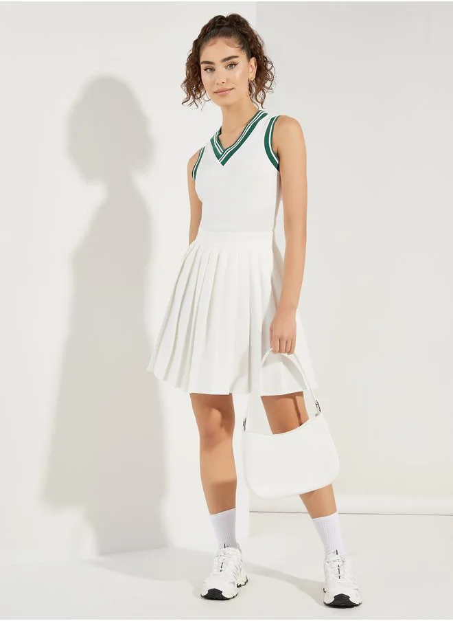 Styli Varsity Rib Detail V Neck Knitted Bodysuit