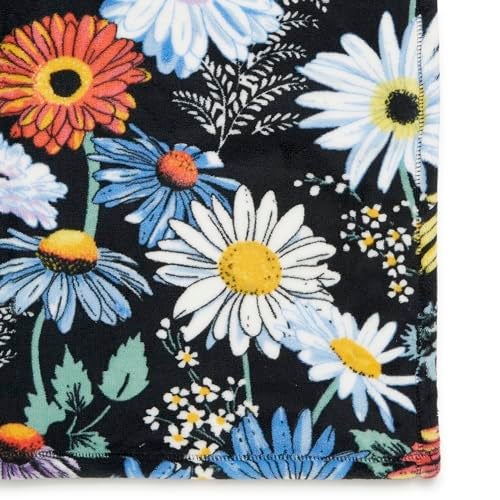 Vera Bradley Fleece Oversized Plush Throw Blanket, Daisies - Image 3
