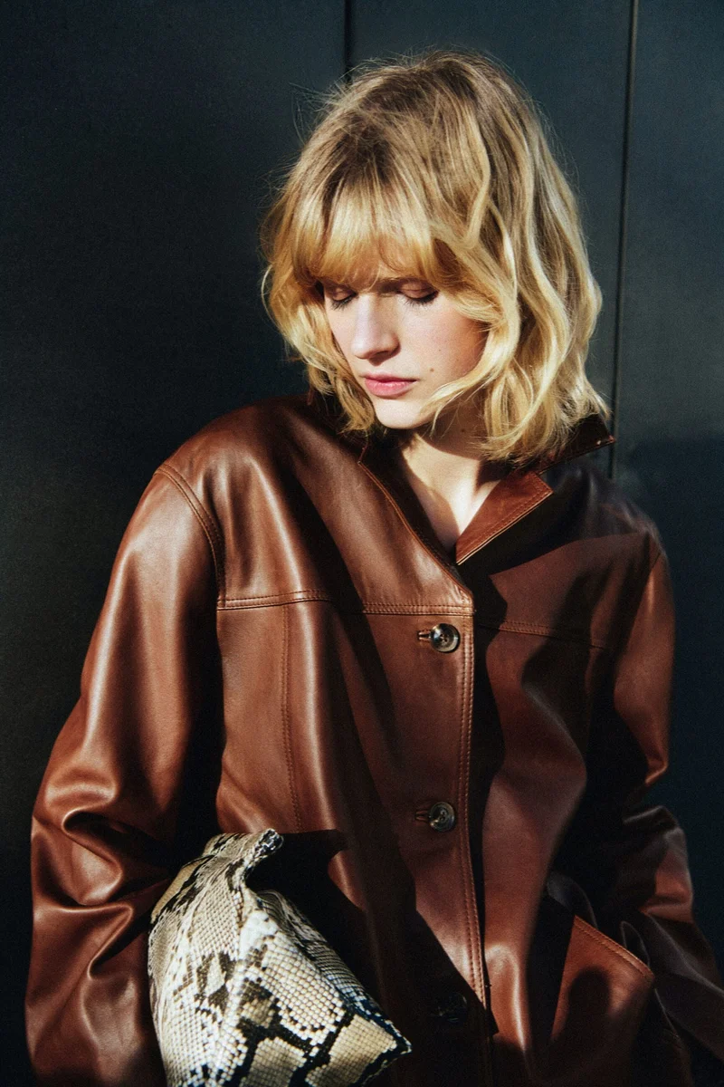 اتش اند ام جاكيت من الجلد