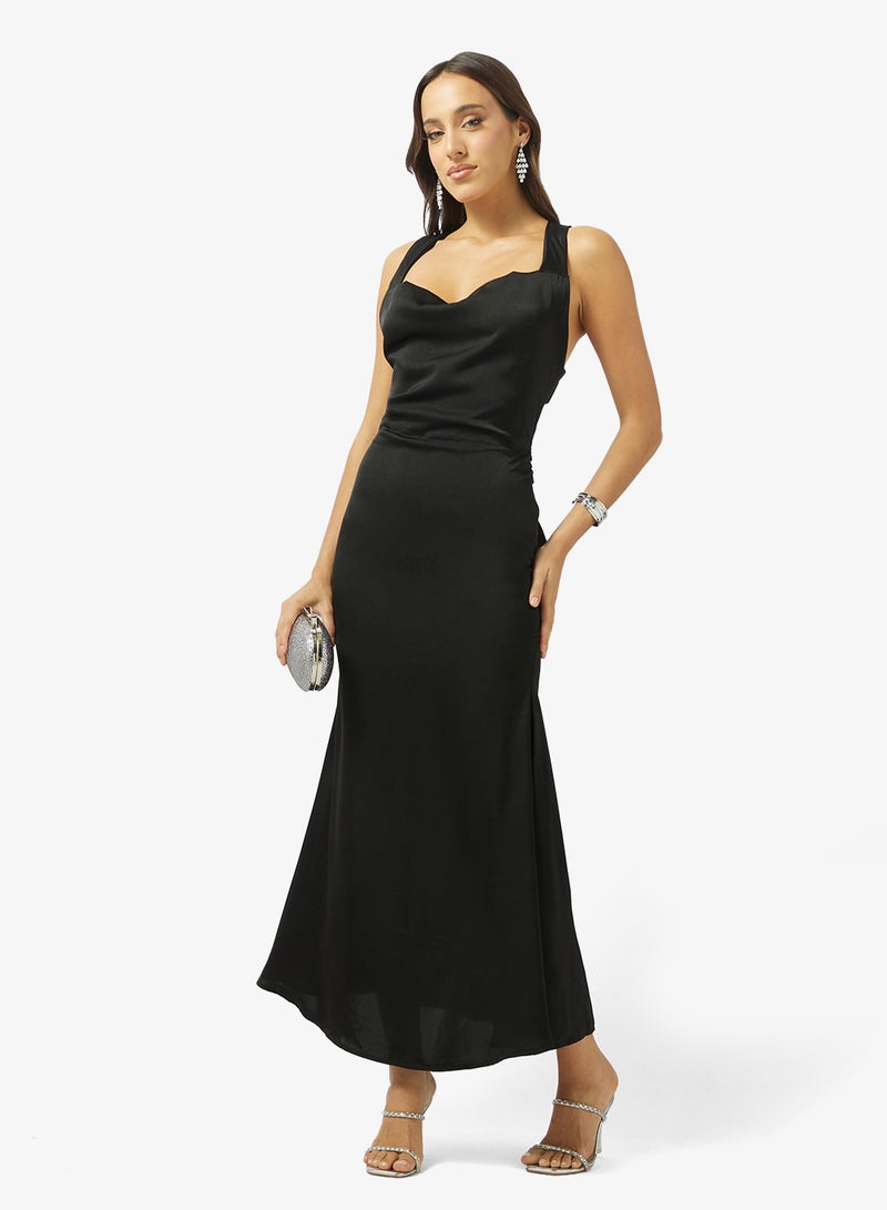 جينجر فستان سليب بياقة على شكل قلب - Image 4