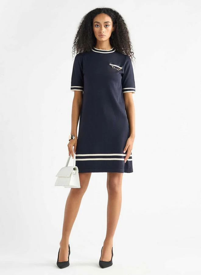 سبلاش فيڤ فستان تيشيرت بتفاصيل مخططة وأكمام قصيرة