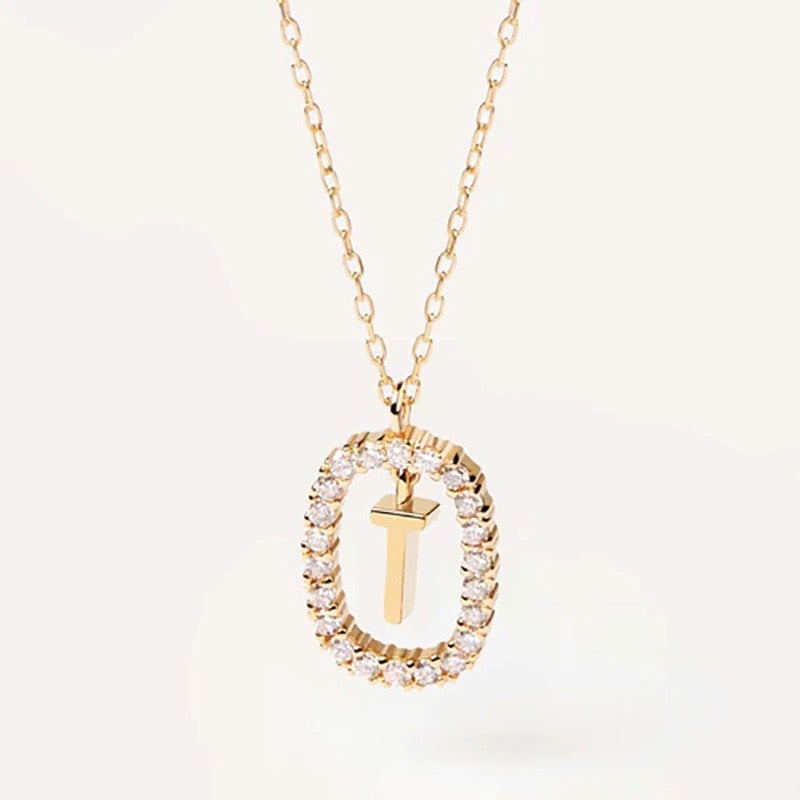 Spanish Style Gold Initial Pendant Necklace for Women, French Niche Design, Light Luxury High-End Letter Necklace