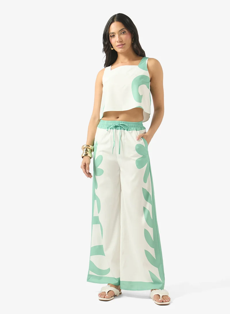 سولايرا Monochrome Beach Top & pant Set