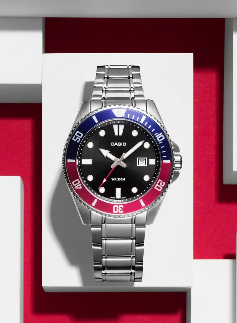 CASIO Men's Dive Black Dial, Silver Band Watch - MDV-107D-1A3VDF - Image 2