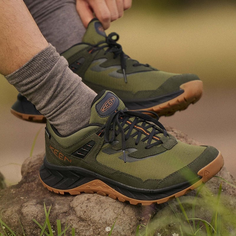 KEEN Men's Hightrail Low Height Durable Lightweight Breathable Leather Waterproof Hiking Shoes, Winter Moss/Gold Flame, 13 - Image 2