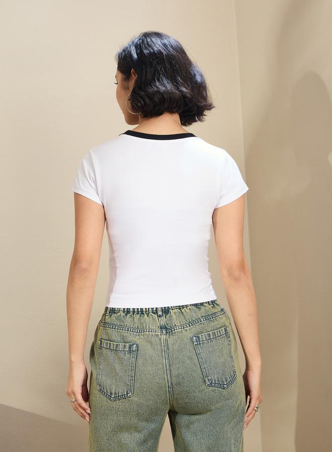 ساسافراس تيشيرت قصير نسائي بياقة مستديرة متباين أبيض - Image 5