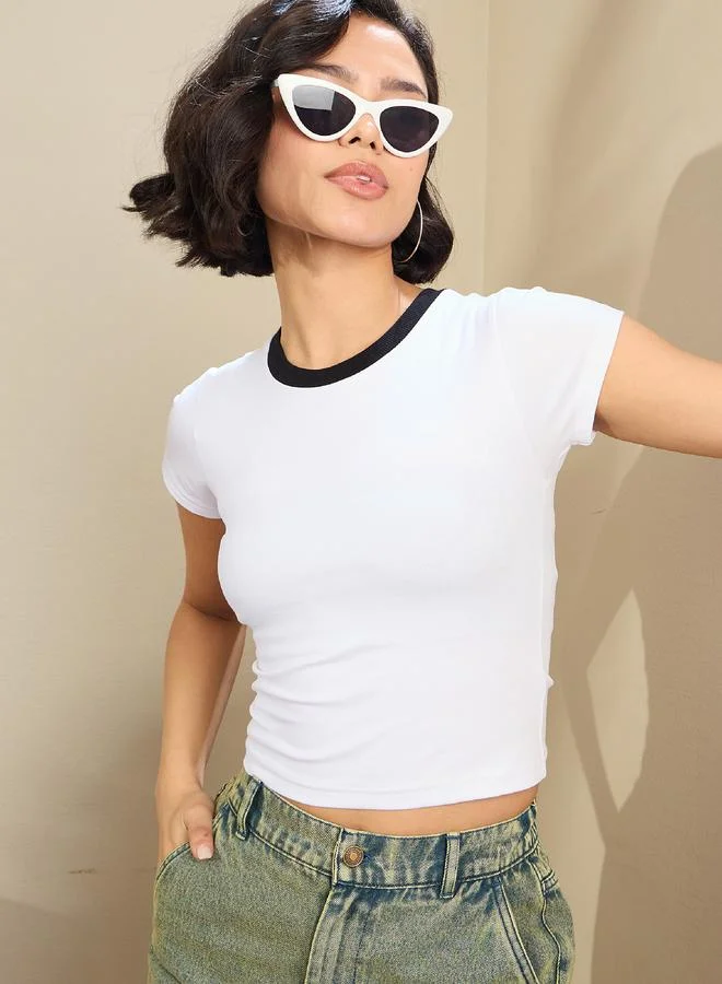 SASSAFRAS Women White Contrast Round Neck Fitted Crop T-Shirt