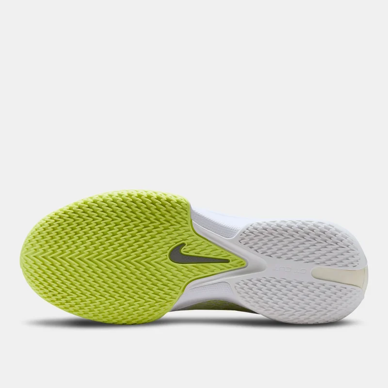 Nike Men's G.T. Cut Academy Basketball Shoes
