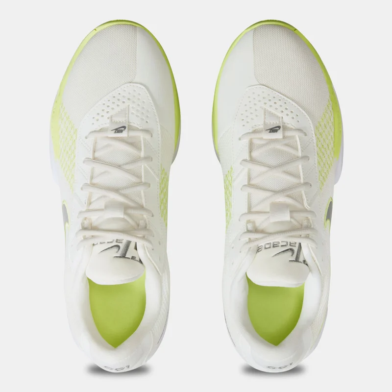 Nike Men's G.T. Cut Academy Basketball Shoes