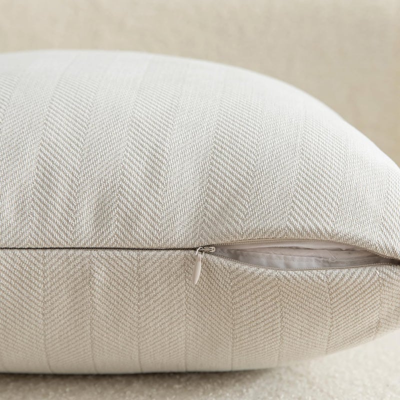 Mandioo Pack of 2 Chenille Throw Palow Covers تصميم أنيق وسادة زخرفية ناعمة وفاخرة الأغطية الأريكة أريكة غرفة نوم غرفة المعيشة ديكور المنزل 12x20 بوصة البيج - Image 3