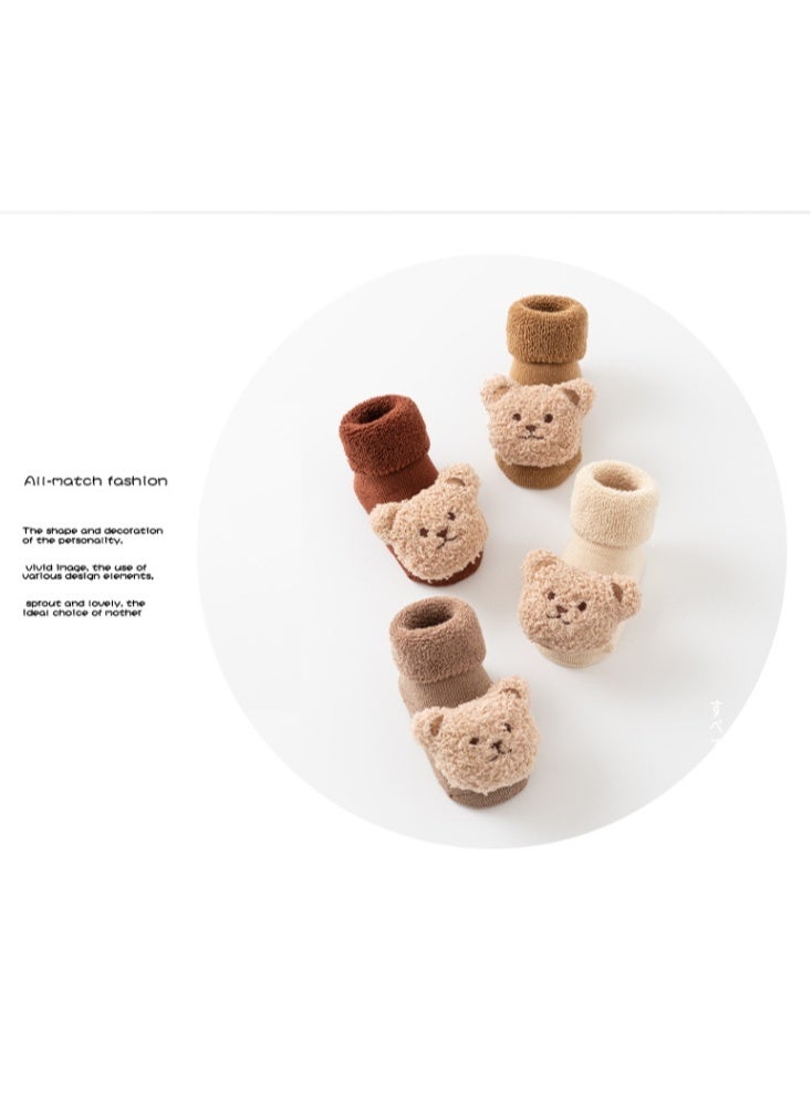 4 أزواج من جوارب الطفلM (1-3 سنة من العمر) مع سميكة S أرضية بلش مكافحة الانزلاق الجوارب ، جوارب القطن الدافئة للأطفال ، ناعمة الشتاء حذاء حديثي الولادة ، الدب النمط المحايد (متعدد الألوان) - Image 3